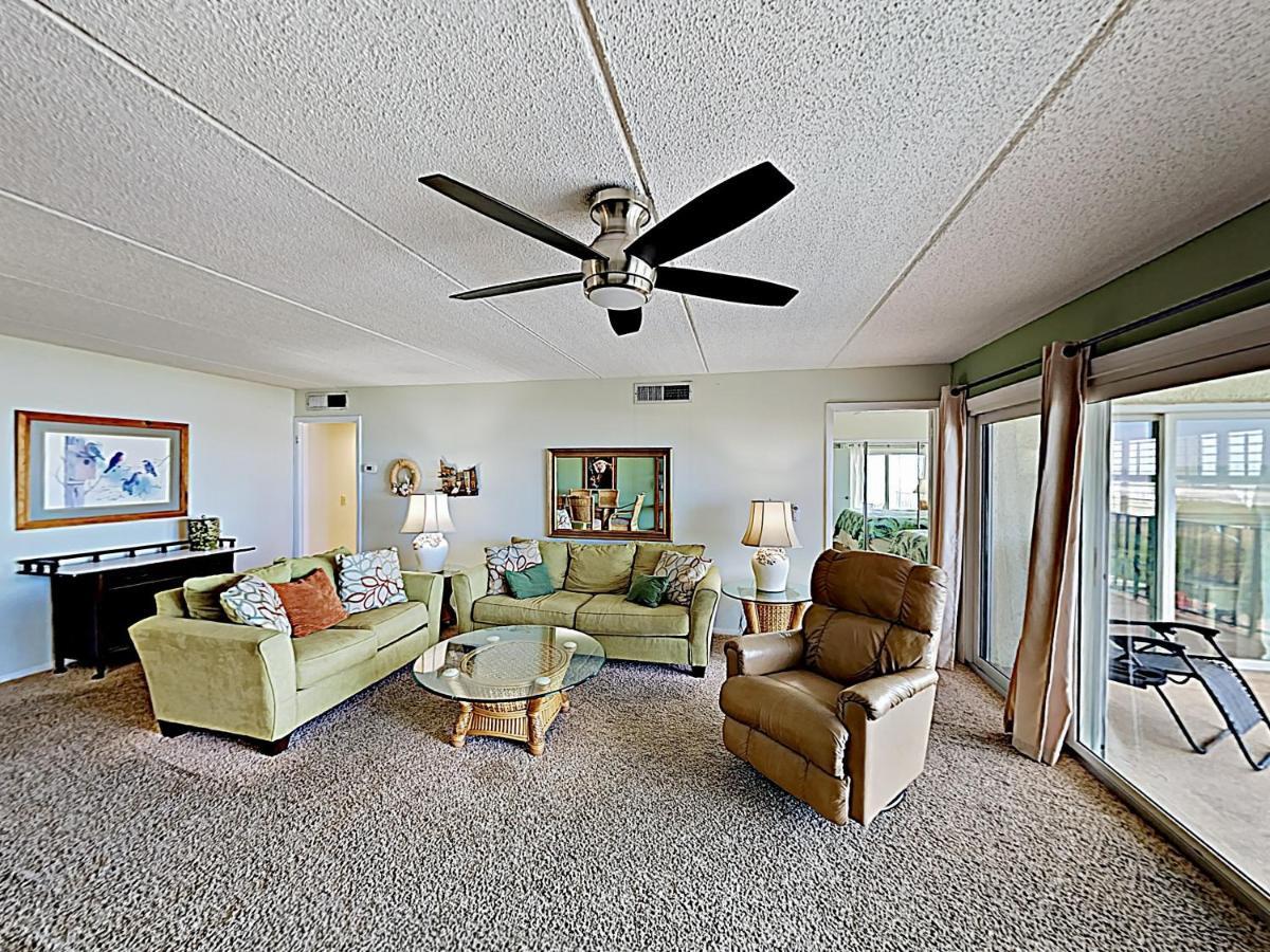 New Listing! Fernandina Beach Oasis With Pool Condo Bagian luar foto